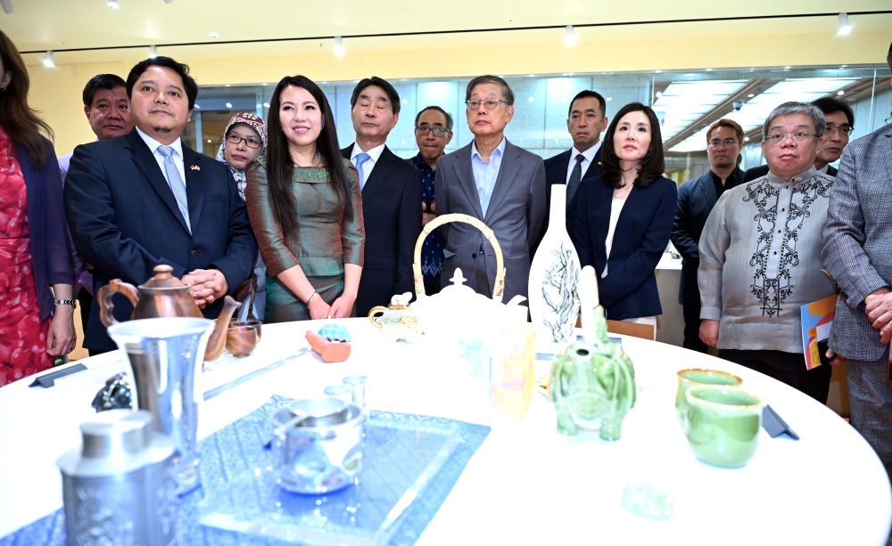 2차관, 한-아세안센터 주최 '서울 아세안 홀' 개막식 참석